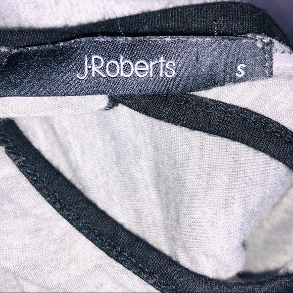 ♧J Roberts “Just a Small Town Girl” Size Small Top - Picture 3 of 5